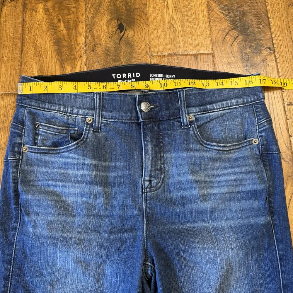 Torrid Jeans Bombshell Skinny Premium Stretch Hi-Rise Denim Med Wash Womens 14 - Picture 4 of 8